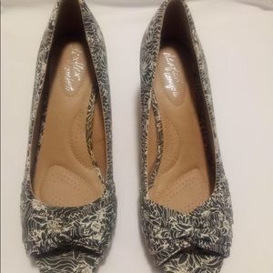 Dexflex comfort shoes